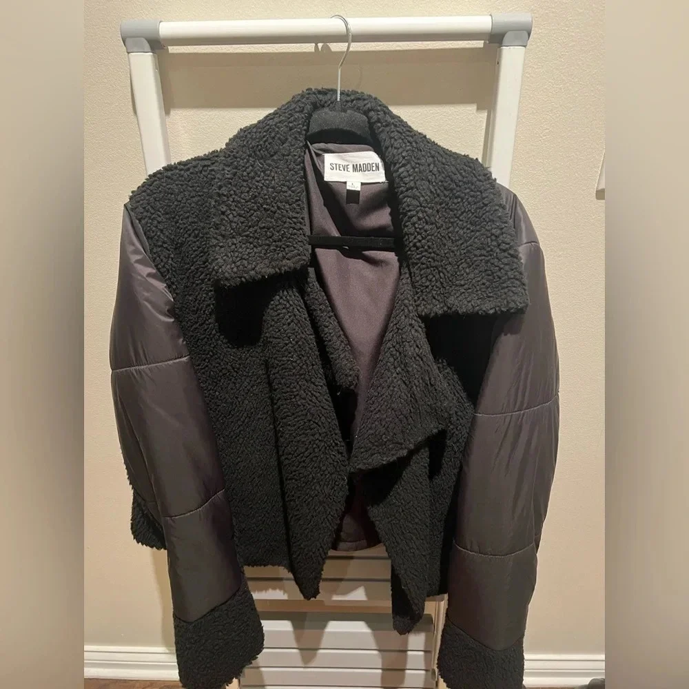 Steve Madden Faux Fur Black Puffer Jacket - Picture 4 of 7